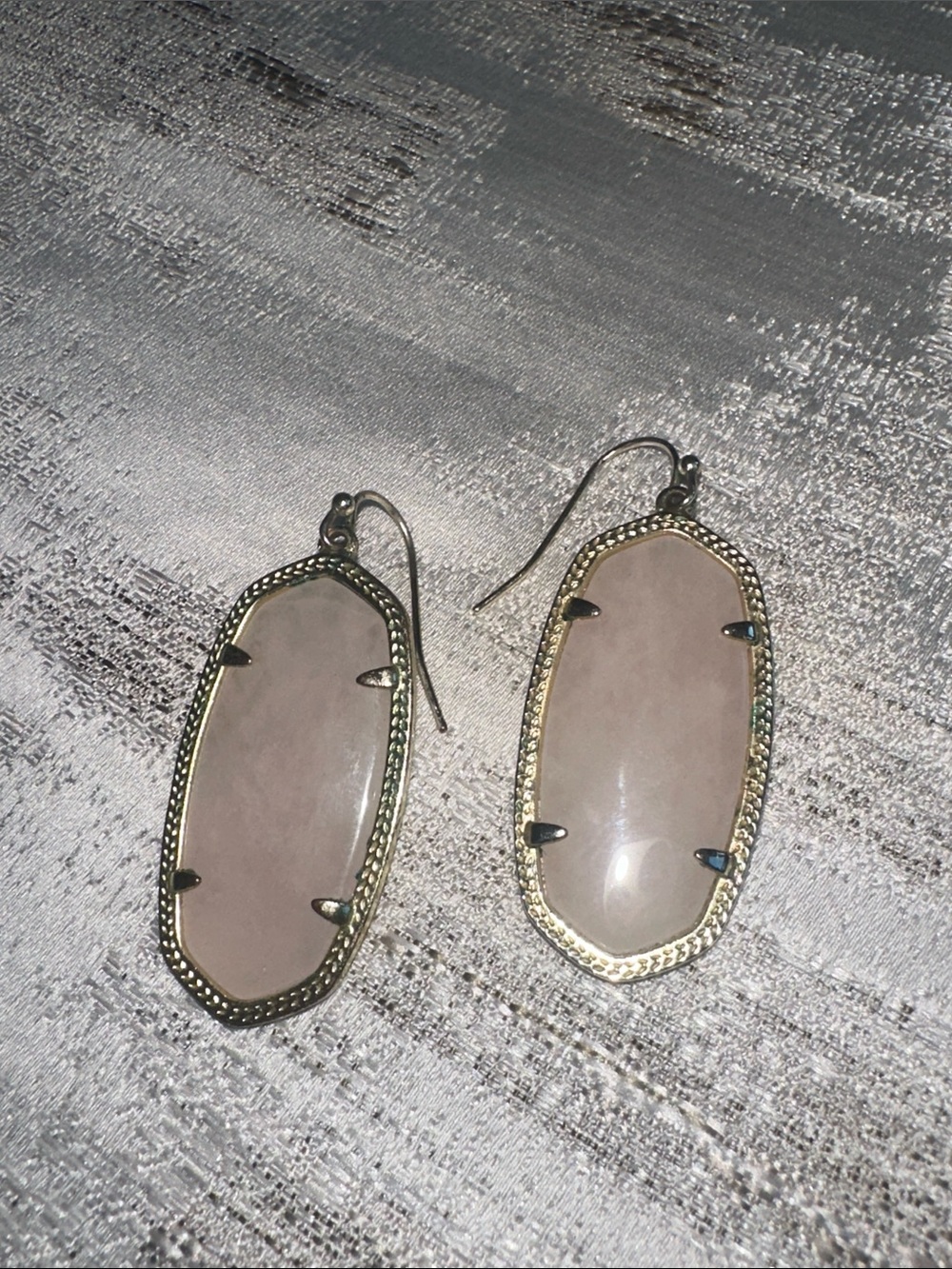 Kendra Scott Gold-Trim Pink Oval Drop Earrings
